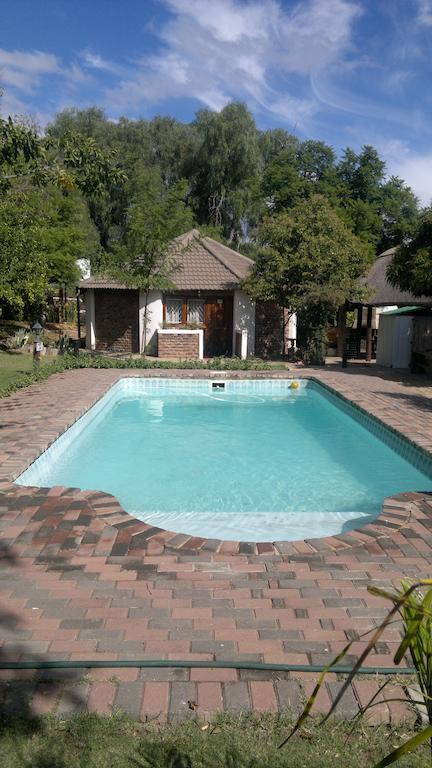 Oasis Shanti Backpackers Oudtshoorn Quarto foto
